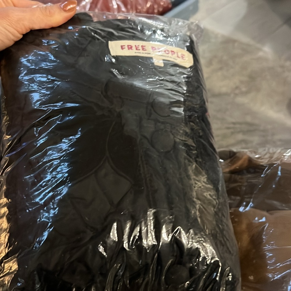 NWT FREE PEOPLE Quinn Quilted Jacket / Black Floral Bomber Satin - Picture 10 of 10